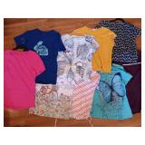 8 size Large Womens Short Sleve Shirts and 1 Thin