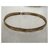10 Kt Bangle 4 gram Missing chain safety