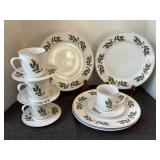 Vintage Romania, Christmas plates, cups $