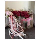 Vase lot with floral