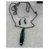 Meteor Shower' necklace and earring set features