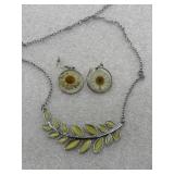 necklace and earring set featuring pressed daisy