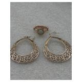 Gold tone earrings with matching stretch band