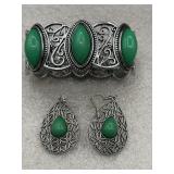 stretch bracelet and matching teardrop earrings