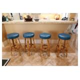 Set 4 3 stand Arched Rattan Base Stool