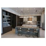 Beautiful newer kitchen ++