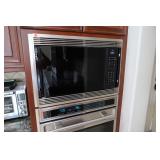 Wolf Microwave Oven