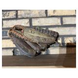 Vintage Leather Baseball Glove - J-804