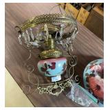 Aladdin Lamp with Decorated Shade and Clear Chimney