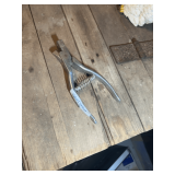 Metal Hole Punch Plier Tool
