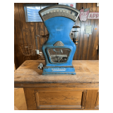 Detroit Automatic Scale Co. 100lb Scale