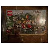 LEGO Creator Expert 10244 Fairground Mixer (1746 Pieces)