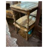 Set of two heavy end tables