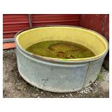 Large Round Stock Tank