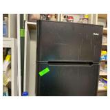 Haier Mini Fridge