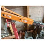 1 1/2 Ton Engine Hoist