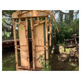 Portable cattle chute