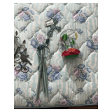Assorted Home and Garden Decor