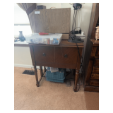 Sewing Machine with Cabinet, White Super Zig Zag, Franklin De Luxe Rotary