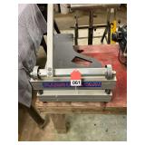 Marshalltown 12 inch laminate floor cutter, works great