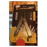 Leatherman Sidekick with case new in box