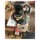 Porter Cable 333 orbital sander, box, new pad and new pad screws