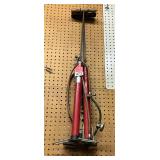 3 tire pumps, tested and they all work