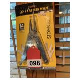 Leatherman Sidekick with case new in box