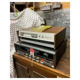 1 Vintage Magnavox Model 1500 receiver and 1 vintage Magnavox 8 Track recorder, both power up fine, purchased at Bob Johnson appliance in Harrisonville, Mo. in the 1980