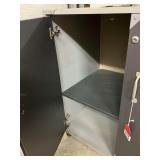 Nice roll around cabinet with 2 shelves