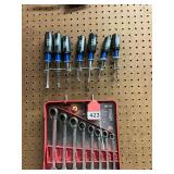 New set of Ideal nut drivers, and a new set of Gear wrench combos SAE