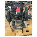 Craftsman Industrial plunge router 3-1/2 HP with 1/4 and 1/2 inch collets