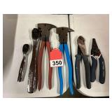 6 various hand tools with 2 new Dewalt ratchets 1/2 and 1/4 inch