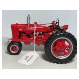 Ertl Precision Series 1/16 Scale 1939 McCormick-Deering Farmall M Tractor Model