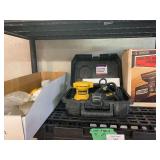 DeWalt Random Orbit Sander and Craftsman Dual Motion Dustless Sander