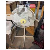 Feature Comforts Model C-182 Pedestal Fan
