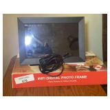 SSA 10.1 Inch WiFi Digital Photo Frame Model ZN-DP1002
