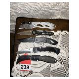Klein Folding electricians knife, 3 nice folders and a folding box knife