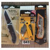 Blister packs with Gerber, Dewalt, 4 inch folders