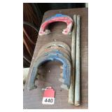 8 regulation steel horse shoes and 2 pegs