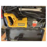 Dewalt DW311 Reciprocating Saw w/case