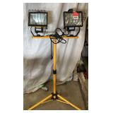 New Dual shop light with adjustable stand 1000 watt with individual switches