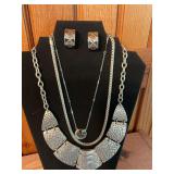 Vintage Premier large necklace + 2 necklaces and earrings