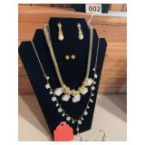 Vintage Premier Gold and Pearl necklaces + 2 sets of earrings
