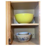 Pyrex Yellow Mixing Bowl and Blue Cornflower Design Nested Bowls Set