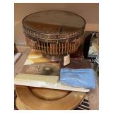 Golden server place mat plates