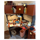 Corner Desk - No contents