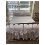 Queen Comforter, Pillows and Sheets