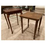 Lot of 2 Side Tables