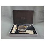 Vintage Oneida 3 Piece Dresser Set